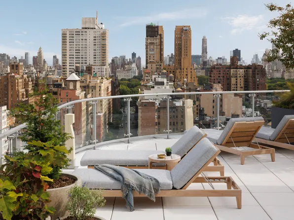 212 West 72nd Street image 13 of 16