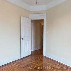 Rented by Washington Realty Corp.