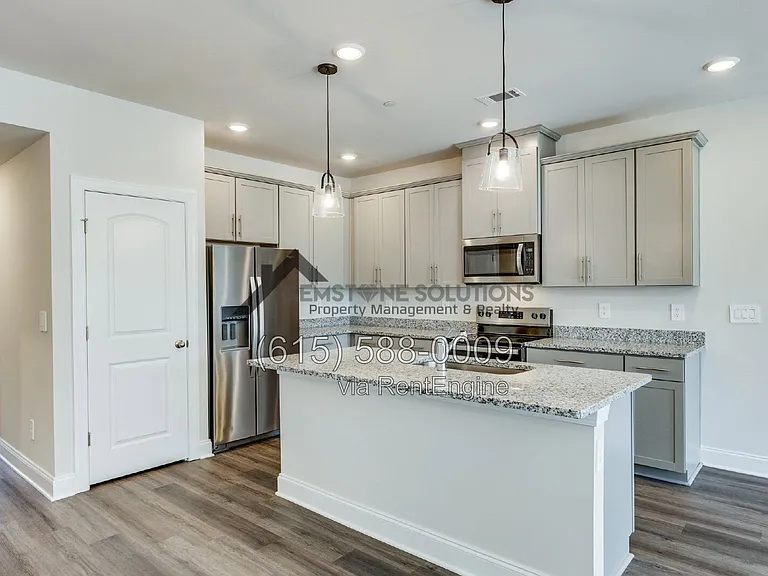 204 Douglas Bend Rd #1402 — Photo 11
