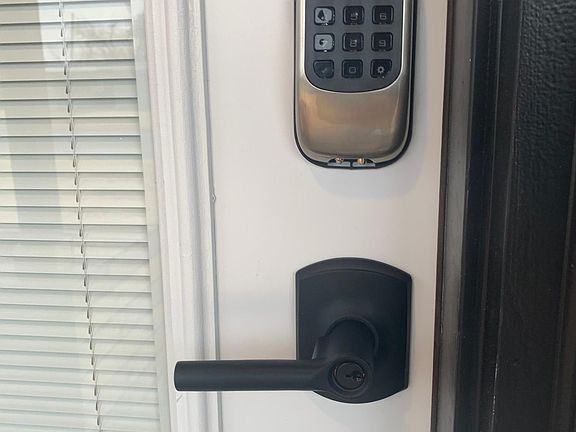 ALERT 360 SMART LOCK - LOCK AND UNLOCK YOUR HOME FROM ANYWHERE ANYTIME