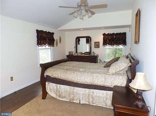 5 Walnut Way, Kintnersville, PA