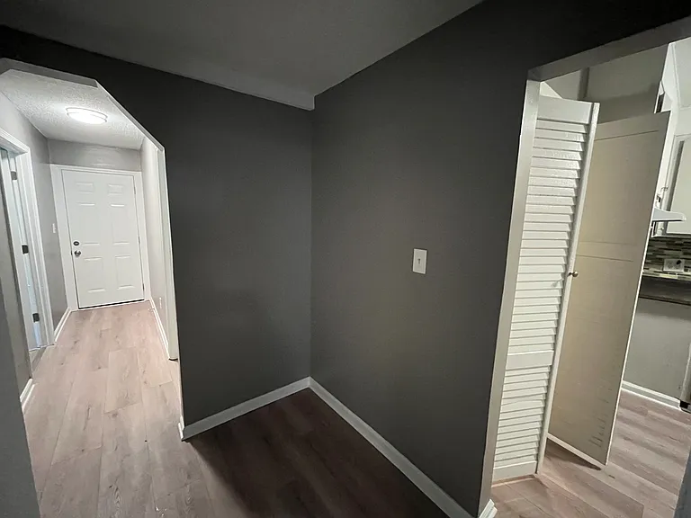 108 Johns Rd — Photo 5