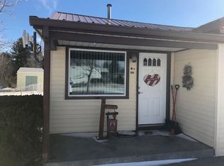 405 Maple St, Dix, NE 69133