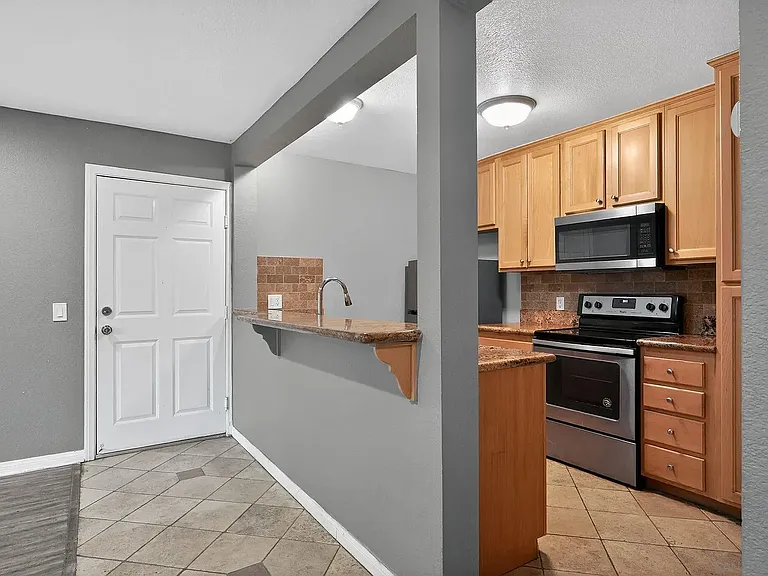 9860 Dale Ave #B9 — Photo 3