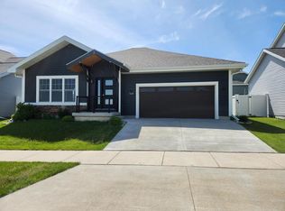 1228 Brunette Downs Dr, Madison, WI 53718