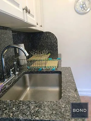 Rented by Bond New York | media 19