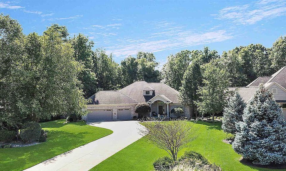 1st image of 23288 Bluff Crest Dr