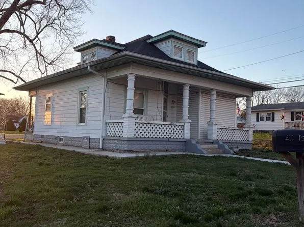 6065 Walnut St NE, Crandall, IN 47114