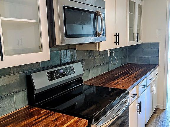 brand new induction stove 