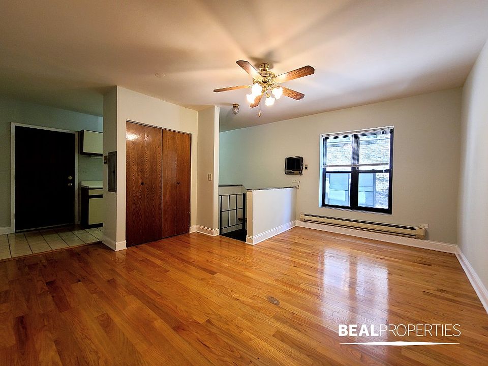 1st image of 817 W Cornelia Ave #817A-106