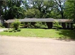 2010 Wisteria Dr, Jackson, MS 39204