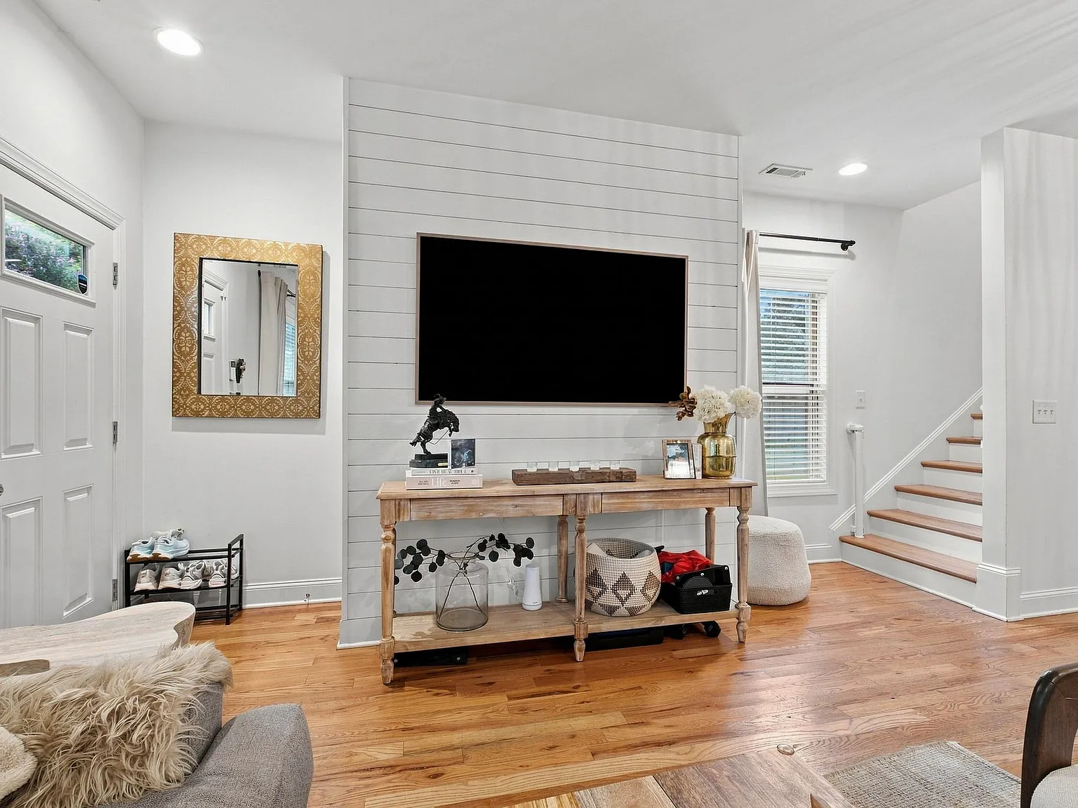 3 bed, 1501 sqft, $3,650 — Photo 4