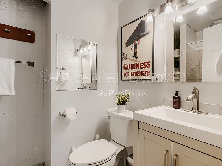 480 S Franklin St — Photo 10
