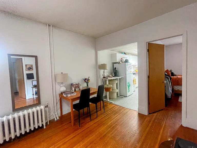 DaVinci Court Apartments — Photo 8