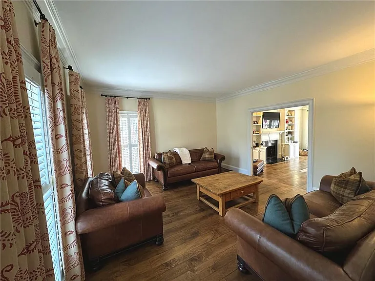 18 Dean Overlook NW — Photo 3