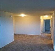 2nd image of 619 Vandalia Ave