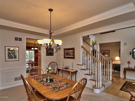 4th image of 107 White Oak Way #L-13