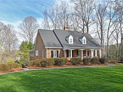 891 Moyers Rd, Winston Salem, NC, 27104
