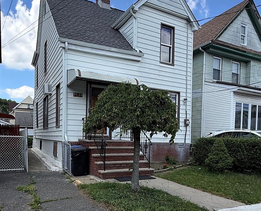 1st image of 9526 108th Street