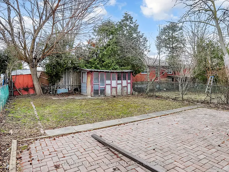 225 Pineway Blvd #UPPER — Photo 17