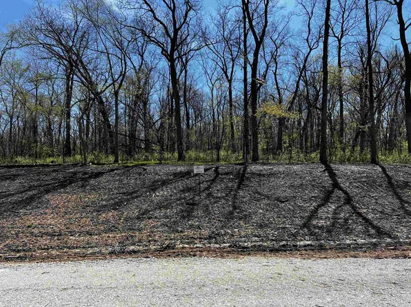 L9 East Hardwood Drive #9, Beloit, WI 53511