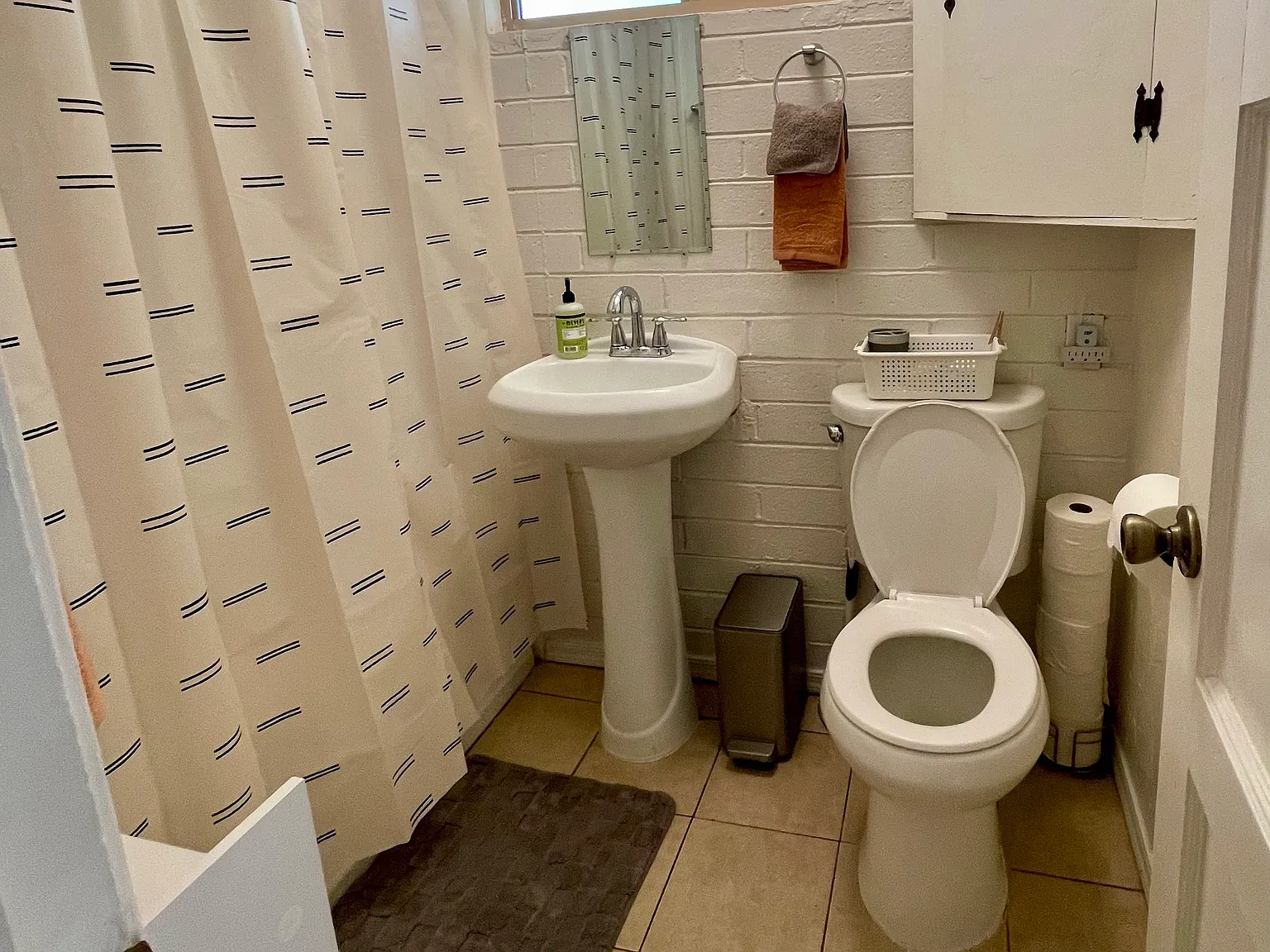 1 bed, 570 sqft, $1,250 — Photo 3