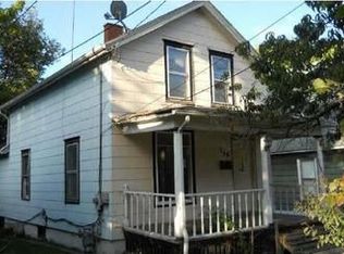 266 Villa St, Elgin, IL 60120