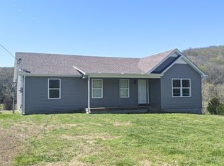 30 Choctaw Dr, Bradyville, TN 37026