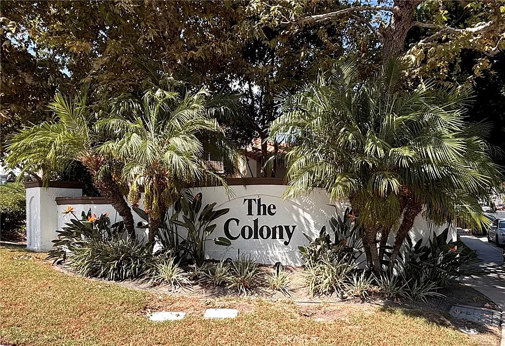 3 bed, 1426 sqft, $4,100 — Photo 2