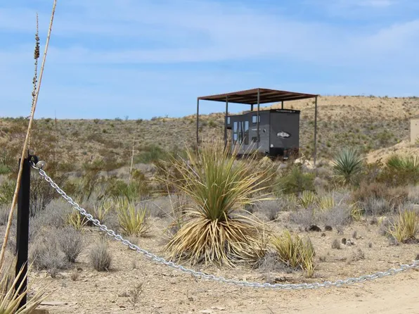 10 Falcon Dr, Terlingua, TX 79852