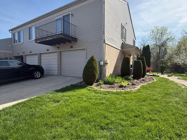 44724 Maryland Ct, Clinton Township, MI 48038