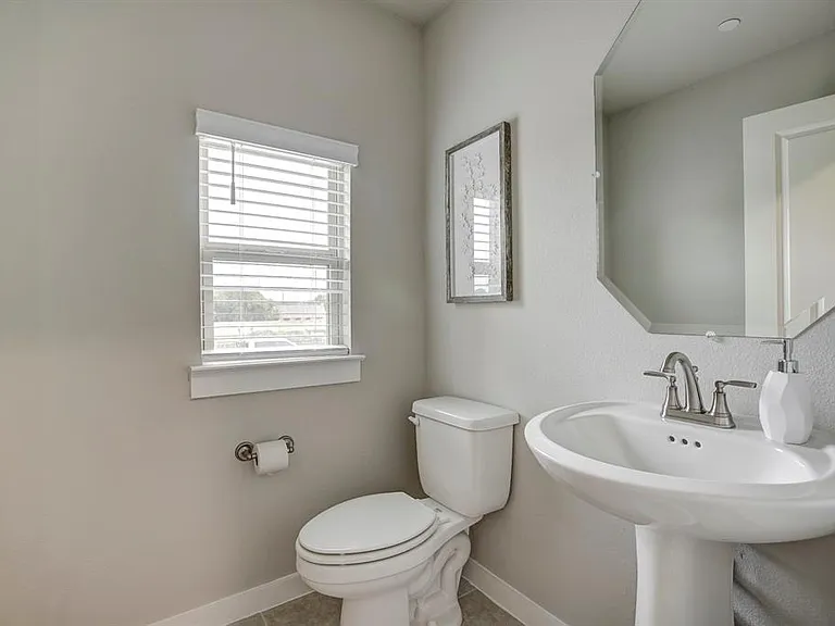 1317 Pebblebrook Dr — Photo 48