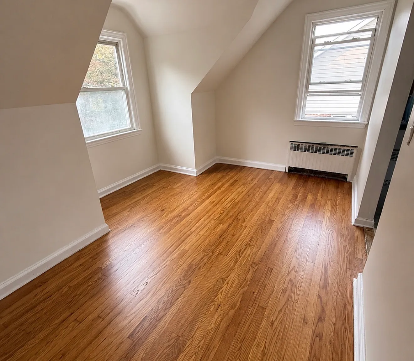 2 bed, $1,975 — Photo 4