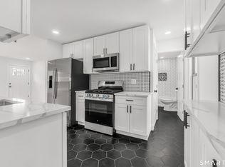 7 Moscariello Place, Norwalk, CT 06854