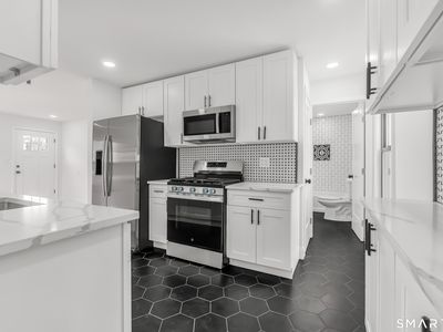 7 Moscariello Place, Norwalk, CT, 06854