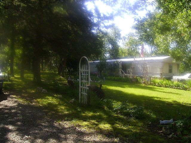 1996- 14' x 80' Mobile home