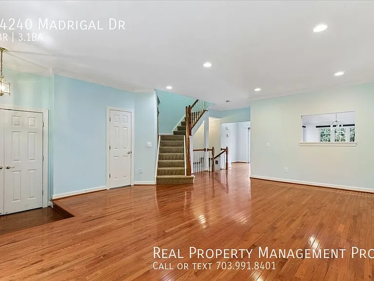 14240 Madrigal Dr — Photo 3