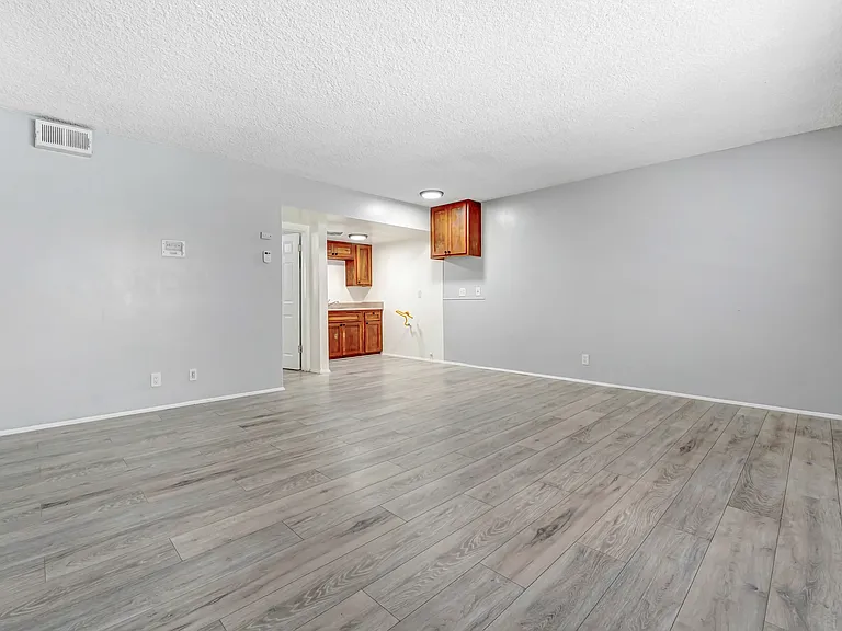 11843-11853 Eucalyptus Ave #C — Photo 6