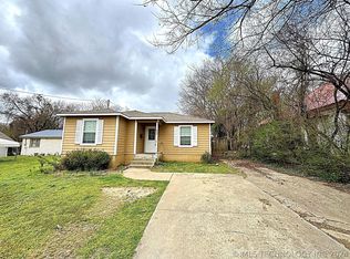 532 S Mission Ave, Tahlequah, OK 74464