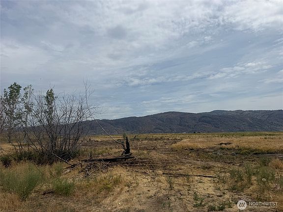 5th image of 152 Green Acres Road