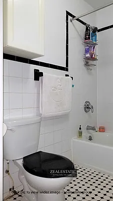 Rented by ZealEstate Group Inc | media 52