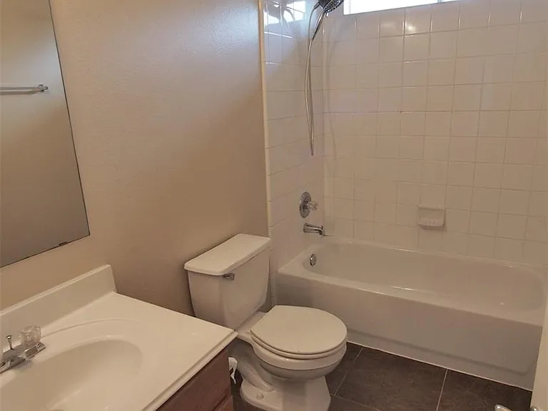 21211 Bridge Springs Ln — Photo 22