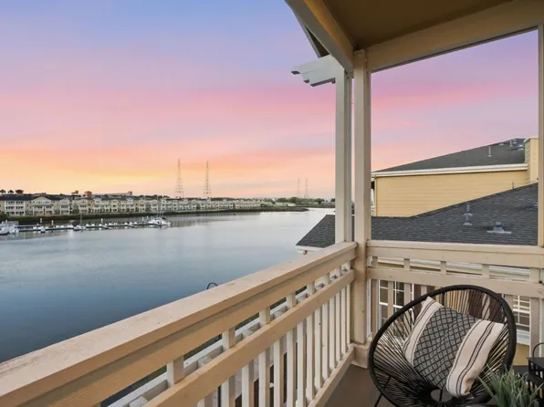 639 Turnbuckle Dr Unit 1503, Redwood City, CA 94063