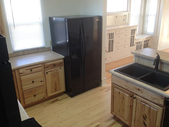 Lovely, brand-new kitchen