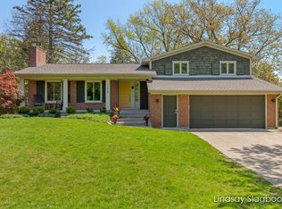1094 Idema Dr SE, East Grand Rapids, MI