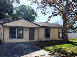 9519 Pembridge Ct, Tampa, FL 33615