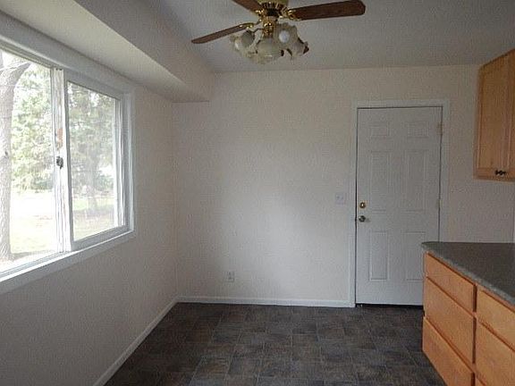 4th image of 16695 Gladiola Ave