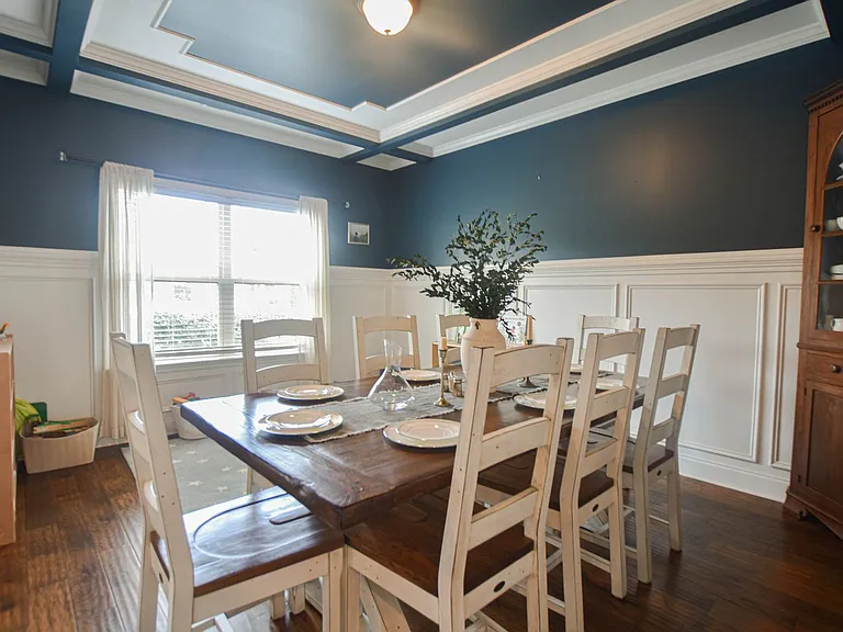 1296 Brigade Dr — Photo 2