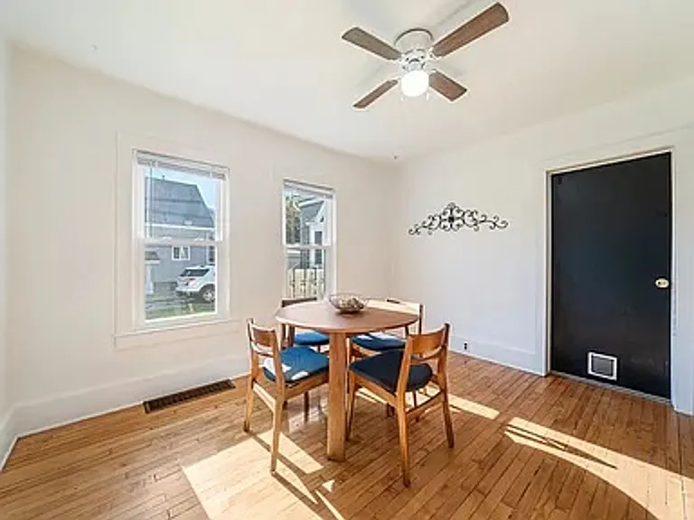 1319 Winnebago Ave — Photo 13
