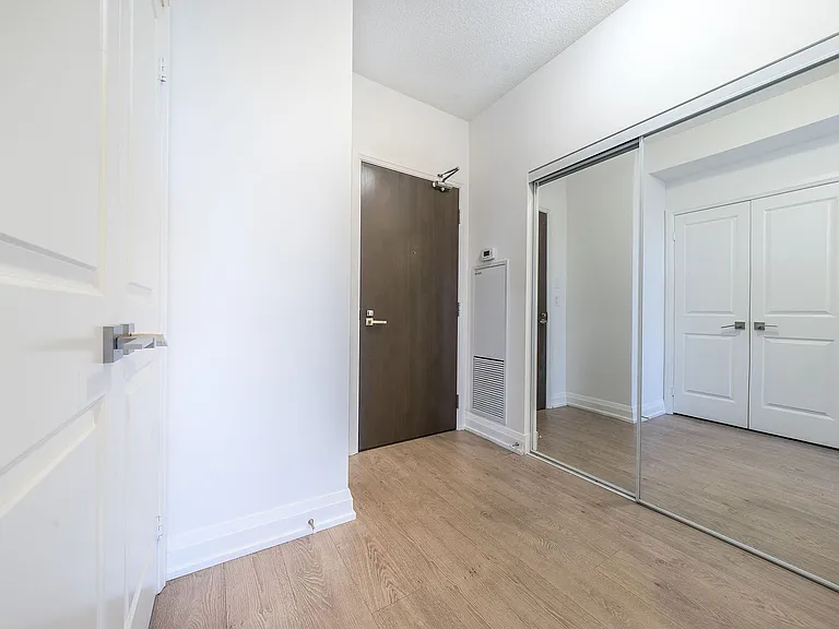 7161 Yonge St #1125 — Photo 6